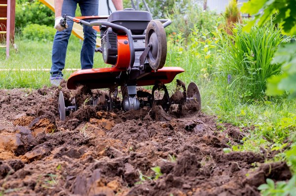 Comment choisir le motoculteur adapté pour ses travaux agricoles ?