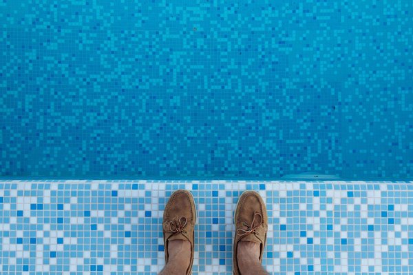 Les erreurs à éviter lors de l'éclairage de sa piscine pour une ambiance parfaitement équilibrée